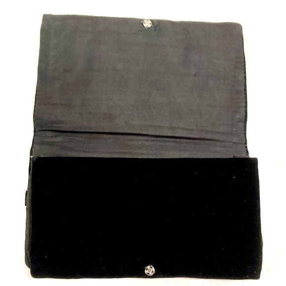 Jagat Narain silver thread embroidery grapes/vines Zardozi Zari clutch - Picture 8 of 12